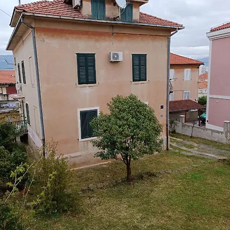 Ferienwohnung Marjan Nest Split Exterior foto