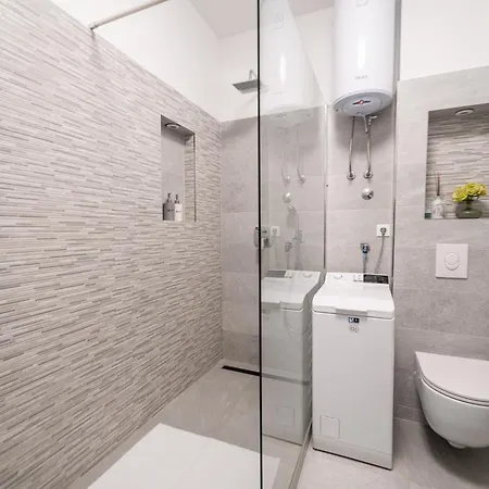 Ferienwohnung Marjan Nest Split Exterior foto