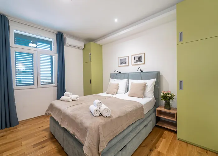 Marjan Nest
